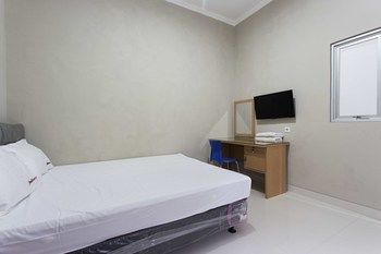 레드도어즈 @ 망가 베사르 2 호텔 자카르타 외부 사진